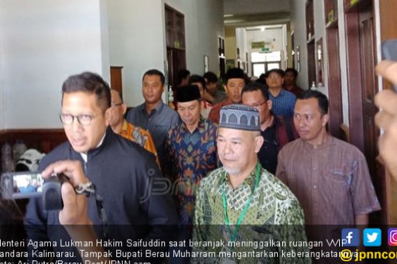 Kronologis Menag Lukman Hakim Disengat Ikan Pari, Pingsan - JPNN.COM