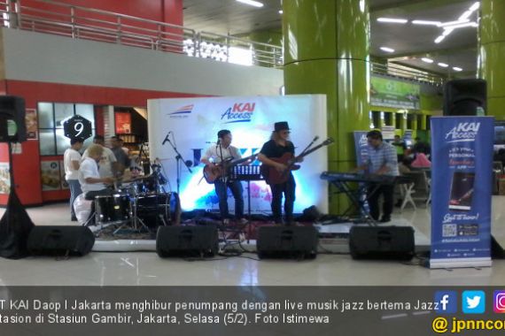 KAI Suguhkan Musik Jazz Secara Live di Stasiun - JPNN.COM