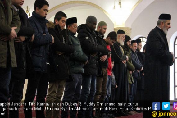 Di Ukraina, Kapolri Banggakan Toleransi Umat Islam Indonesia - JPNN.COM