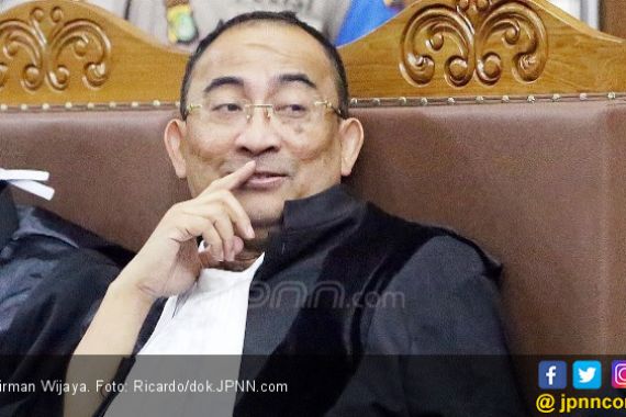 Pengacara Setnov dan Kuasa Hukum SBY Bertemu, Begini Jadinya - JPNN.COM