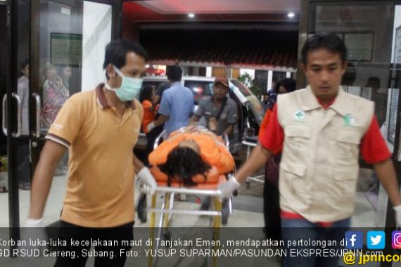 Kesaksian Korban Selamat Kecelakaan Maut di Tanjakan Emen - JPNN.COM