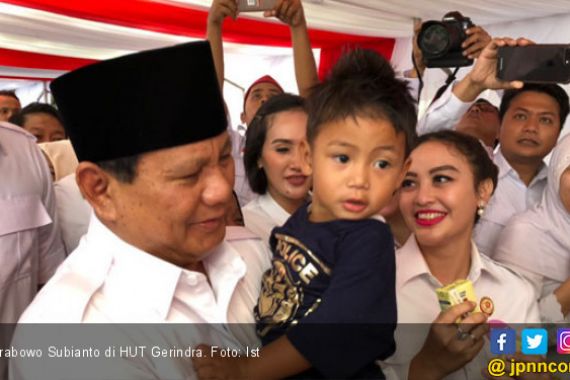 560 Anak Meriahkan Revolusi Putih Bareng Prabowo - JPNN.COM