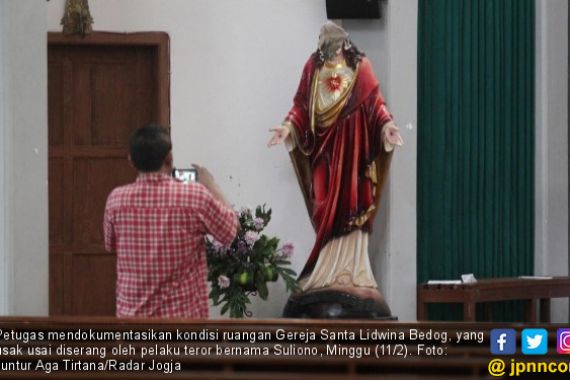 Penyerang Jemaat Gereja St Lidwina Diduga Jaringan Santoso - JPNN.COM