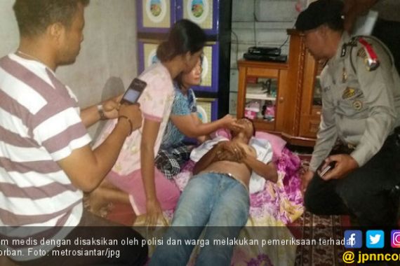 SMS Tak Dibalas Istri, Joni Gantung Diri di Pohon Jengkol - JPNN.COM