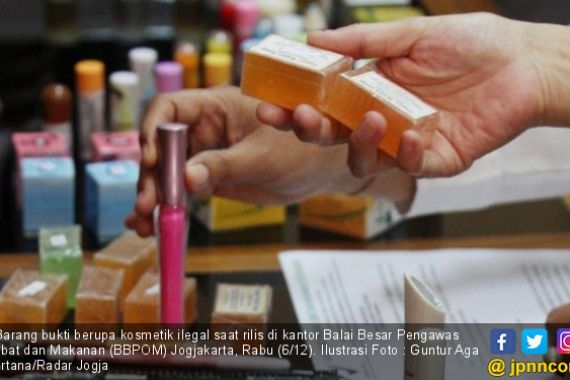 Kosmetik Anti Jerawat dan Pemutih Ilegal Hampir ke Jakarta - JPNN.COM