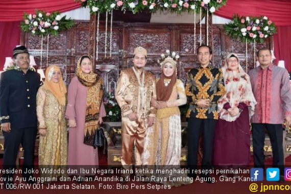 Pak Jokowi Kondangan, Mempelai Pengantin Malah Deg-degan - JPNN.COM