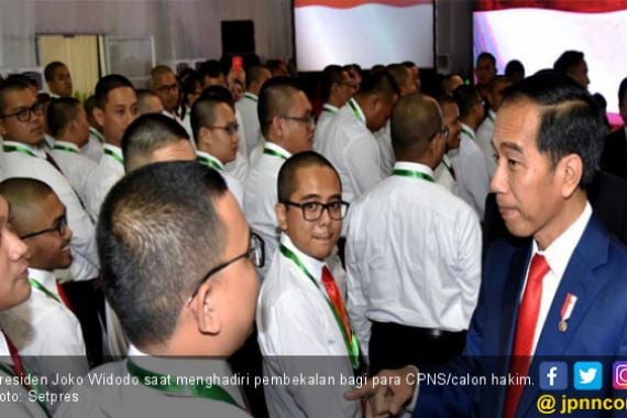 Hatta: Jokowi Presiden Pertama yang Membekali Calon Hakim - JPNN.COM