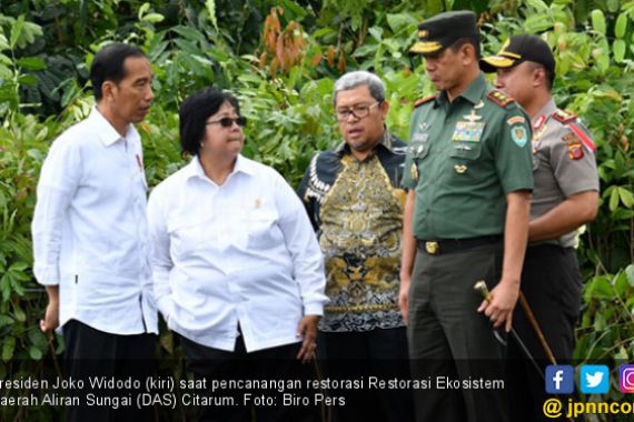Pak Jokowi Menghijaukan Hulu Demi Citarum Kembali Harum - JPNN.COM
