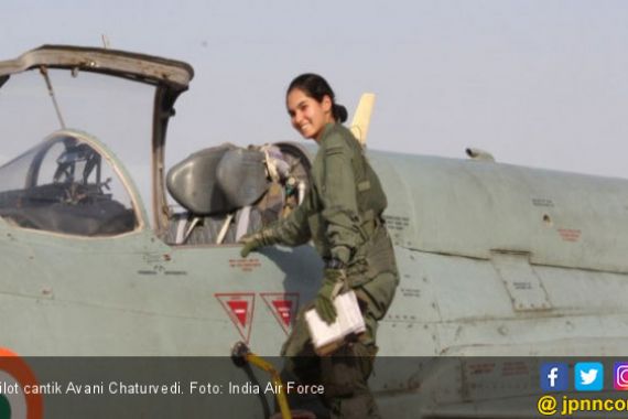 Ini Avani Chaturvedi, Pilot Cantik Penakluk Bison Supersonik - JPNN.COM