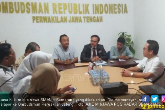 Kasus 2 Siswa SMAN 1 Semarang Dikeluarkan, Ortu tak Terima - JPNN.COM