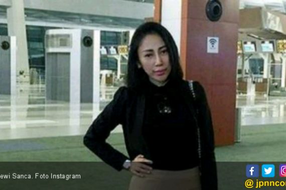 Dewi Sanca Diminta Gugurkan Kandungan Oleh Kekasihnya - JPNN.COM