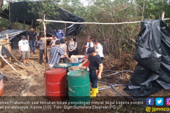 Polisi Gerebek Penyulingan Minyak Ilegal di Prabumulih - JPNN.COM