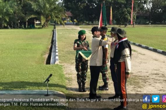 Penguatan Karakter Siswa, Kemendikbud Kerja Sama dengan TNI - JPNN.COM