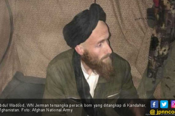 Tampang Bule, Nama Arab, Ternyata Tukang Racik Bom - JPNN.COM