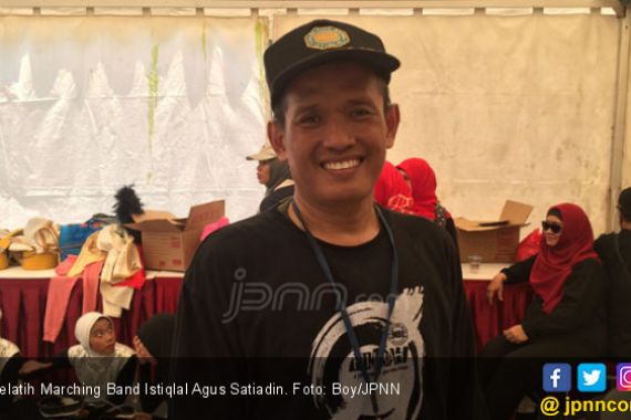Marching Band Istiqlal Ramaikan Capgome Glodok - JPNN.COM