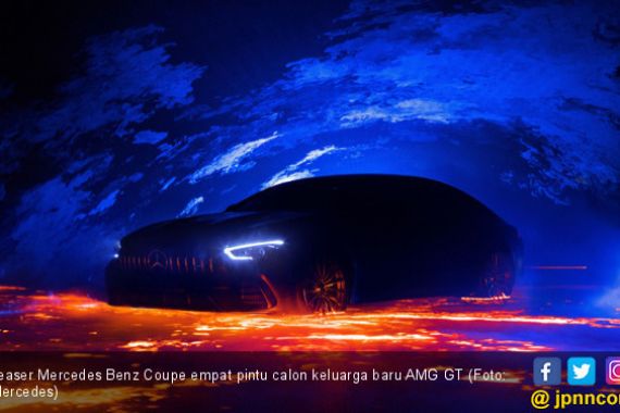 Menanti Sedan Mercedes Benz AMG GT Terkencang - JPNN.COM