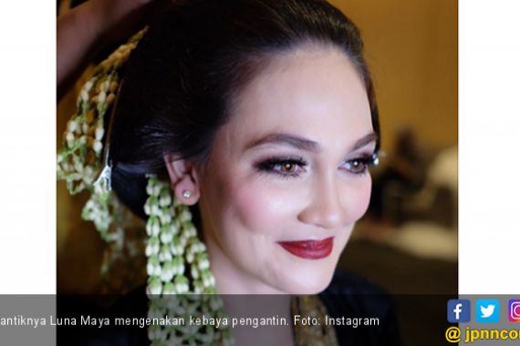 Beredar Foto Luna Maya Pakai Baju Pengantin, Ternyata... - JPNN.COM