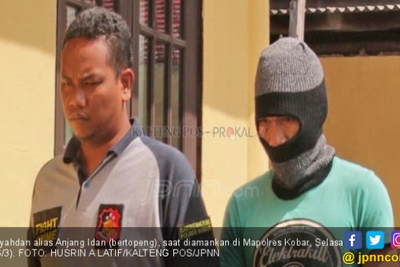 Pria Diduga Anggota LGBT Serang Polisi dengan Pisau - JPNN.COM