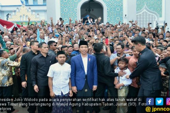 Jokowi: Segera Tuntaskan Sertifikat Tanah untuk Musala dan.. - JPNN.COM