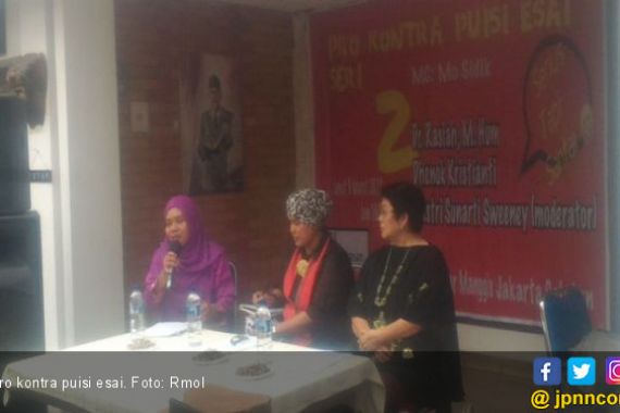 Puisi Esai Memperkaya Studi Tentang Indonesia - JPNN.COM