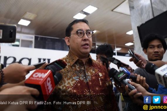Fadli Zon: Prabowo Tidak Akan Tempuh Jalur MK, Percuma - JPNN.COM
