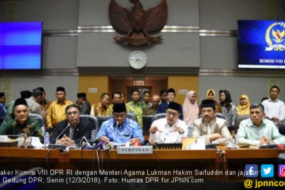 BPIH Naik 0,9%, DPR Minta Pelayanan Haji Harus Ditingkatkan - JPNN.COM