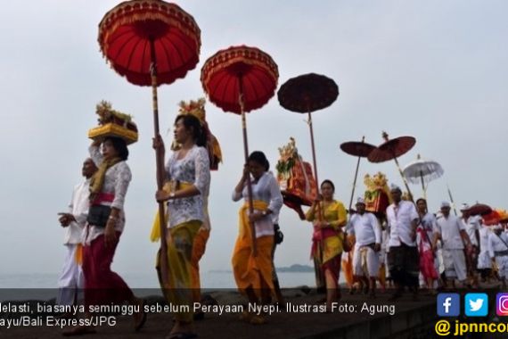 Hari Raya Nyepi, Akses Wisata ke Bromo Ditutup - JPNN.COM
