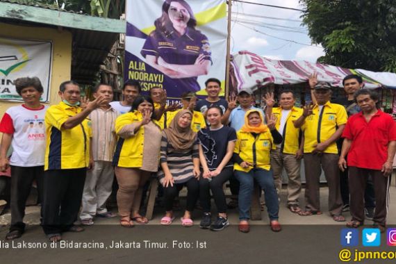 Alia Laksono Kembali Bantu Korban Banjir di Jakarta Timur - JPNN.COM