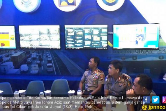 Ganjil Genap Berlaku di Tol Cikampek-Jakarta, Ini Efeknya - JPNN.COM