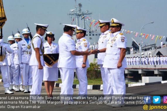 Laksda TNI Yudo Margono Resmi Menjabat Pangarmabar - JPNN.COM