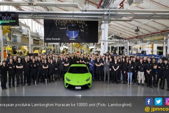 Spesial! Lamborghini Huracan Bernomor 10000 - JPNN.COM