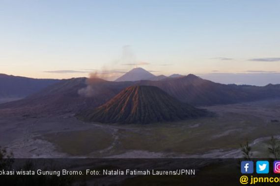  Musim Dingin Bromo Membeku, Suhu Minus 4 Derajat Celsius - JPNN.COM