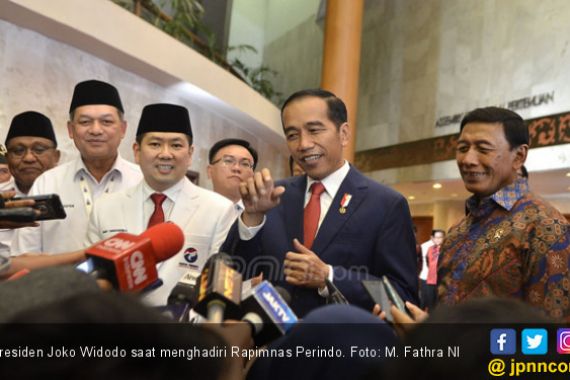 Prabowo Bilang Indonesia Bubar 2030, Begini Respons Jokowi - JPNN.COM