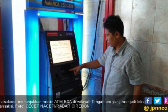 Kartu ATM Tertelan, Rp 35 Juta Melayang - JPNN.COM