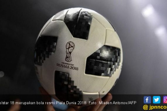 Telstar 18, Bola Resmi Piala Dunia 2018 Bikin Kiper Merana - JPNN.COM