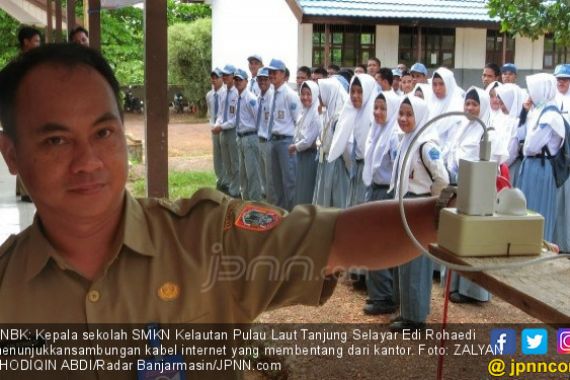 UNBK SMK, Tempuh Puluhan Kilometer Cari Sinyal Internet - JPNN.COM