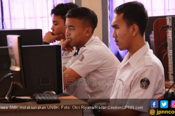 UNBK Tingkat SMK Harus Segera Dievaluasi - JPNN.COM