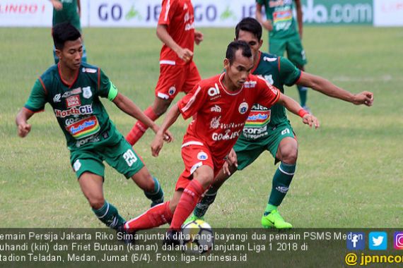 Simic Cetak Gol Bunuh Diri, Persija Takluk di Kandang PSMS - JPNN.COM