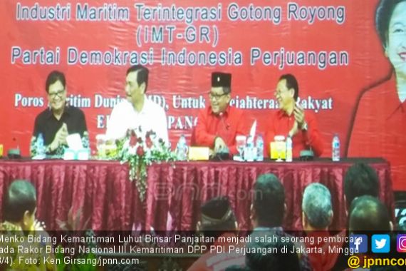 Luhut Temui Prabowo, Tanya soal Indonesia Bubar 2030 - JPNN.COM