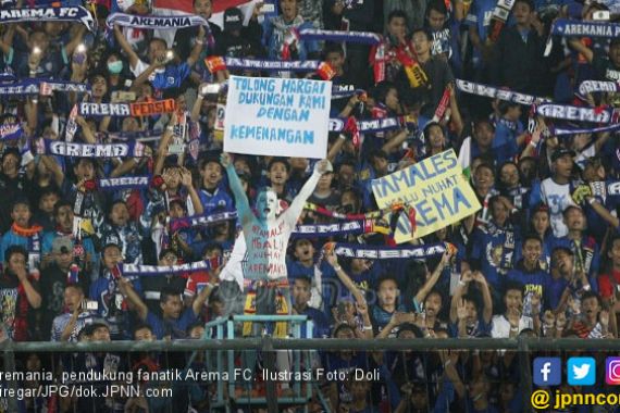 Aremania Bikin Keributan, Arema FC vs Persib Dihentikan - JPNN.COM