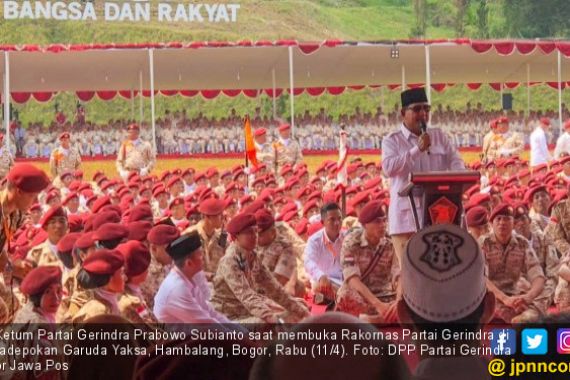 Dari Papua Barat, Ini Reaksi Jokowi Soal Pencapresan Prabowo - JPNN.COM