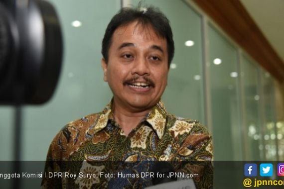 Syarief Hasan Minta Roy Suryo Kembalikan Barang Negara - JPNN.COM