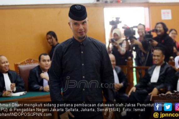 Disidang, Ahmad Dhani Masih Lantang, nih Pernyataannya - JPNN.COM