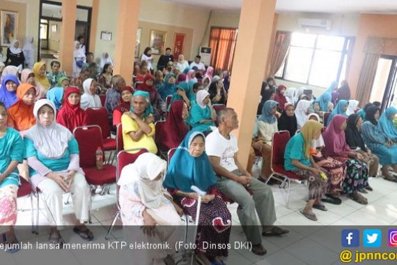 Simak, Berikut Dua Mekanisme Pendaftaran Vaksinasi Lansia di DKI Jakarta - JPNN.COM