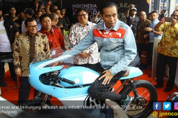 Tampil Gaul di IIMS, Jokowi Picu Inovasi Industri Kreatif - JPNN.COM