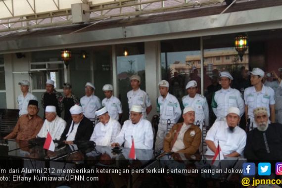 7 Klarifikasi dari Alumni 212 soal Pertemuan dengan Jokowi - JPNN.COM