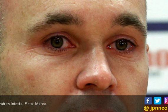 Air Mata Andres Iniesta saat Ucap Selamat Tinggal Barcelona - JPNN.COM