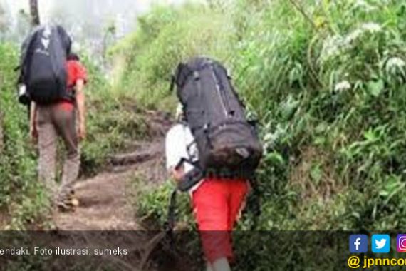 Pendaki Asal Lahat Tersesat di Puncak Gunung Dempo - JPNN.COM