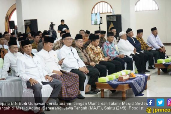 Kepala BIN Bersilaturahmi dengan Ulama dan Takmir Masjid - JPNN.COM