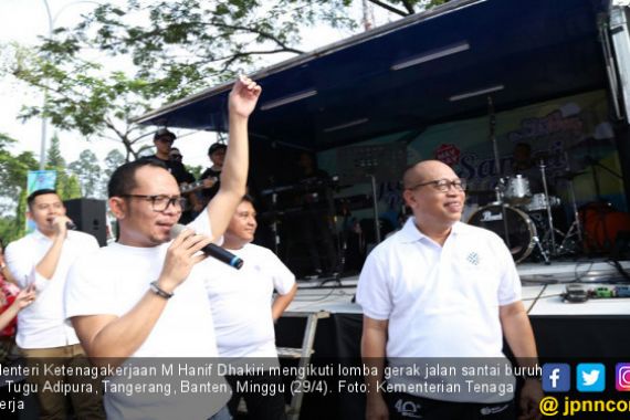 Menaker Meriahkan Gerak Jalan May Day di Tangerang - JPNN.COM